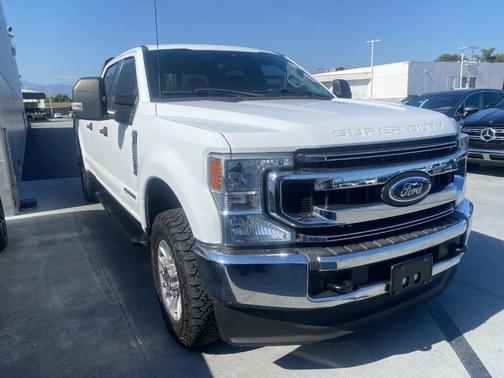 Oxford White 2022 Ford F-250 XLT