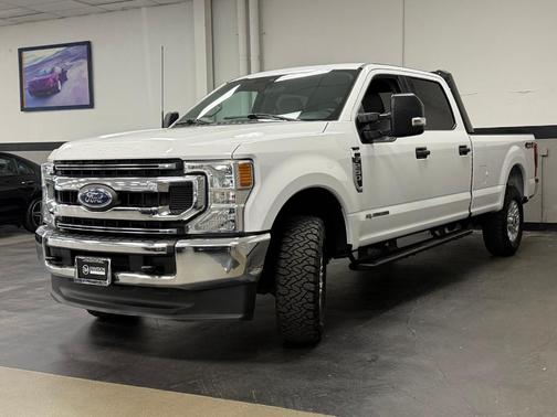 Oxford White 2022 Ford F-250 XLT