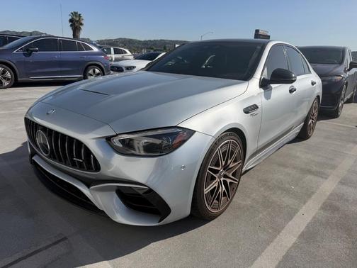 2024 Mercedes-Benz AMG C 63 S E Performance