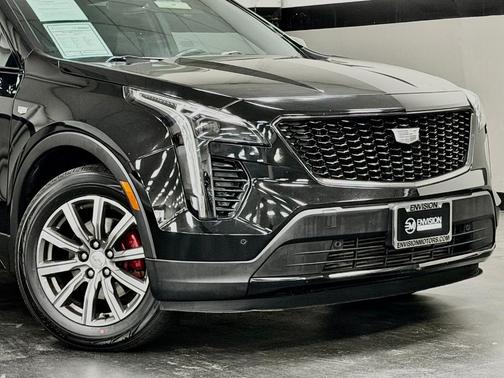 Stellar Black Metallic 2021 Cadillac XT4 Sport