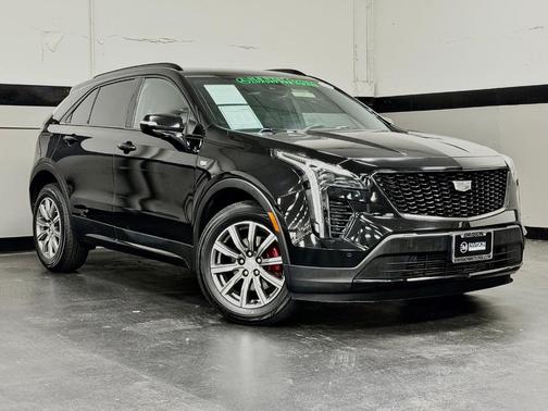 Stellar Black Metallic 2021 Cadillac XT4 Sport