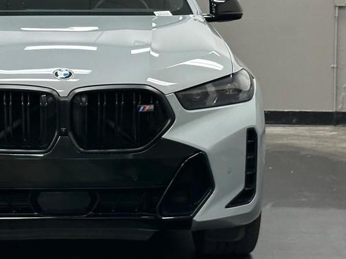 2024 BMW X6 M60i