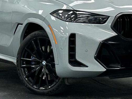 2024 BMW X6 M60i