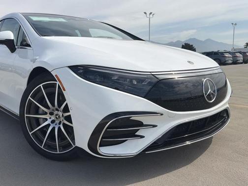 Polar White 2026 Mercedes-Benz EQS 450 Base 4MATIC