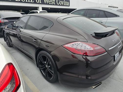 2011 Porsche Panamera