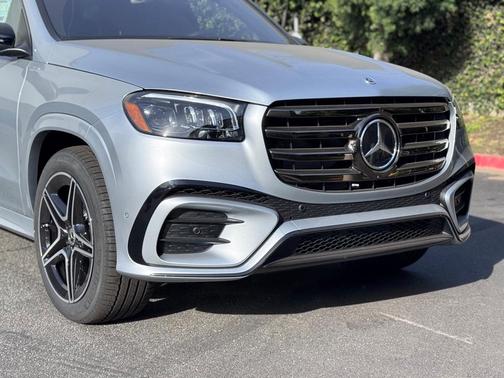 2025 Mercedes-Benz GLS 450 4MATIC