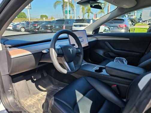 2022 Tesla Model 3 Base