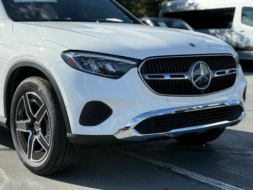 2026 Mercedes-Benz GLC 300 Base 4MATIC
