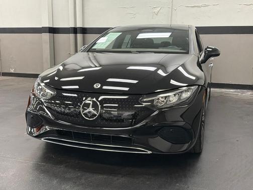 Obsidian Black Metallic 2023 Mercedes-Benz EQE 500 Base 4MATIC