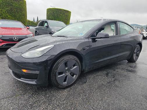 2022 Tesla Model 3 Base