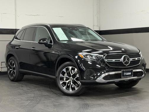 2025 Mercedes-Benz GLC 350e Base 4MATIC