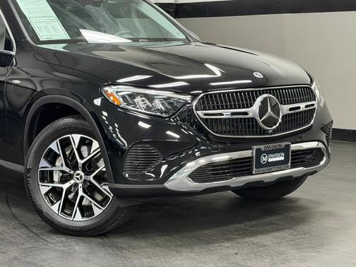 2025 Mercedes-Benz GLC 350e Base 4MATIC