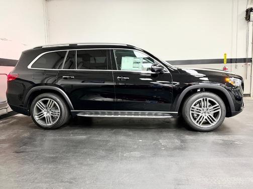Black 2026 Mercedes-Benz GLS 450 4MATIC