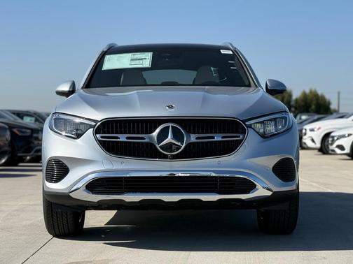 2026 Mercedes-Benz GLC 300 Base
