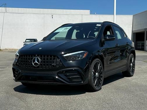2026 Mercedes-Benz AMG GLA 35 Base