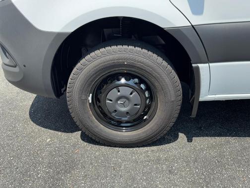 2025 Mercedes-Benz Sprinter 3500 High Roof