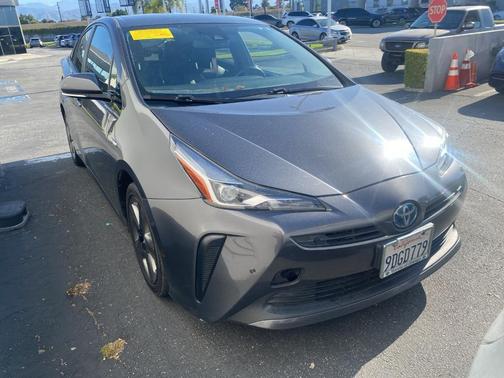 Magnetic Gray Metallic 2019 Toyota Prius XLE