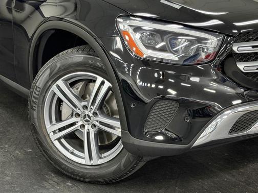 2022 Mercedes-Benz GLC 300 Base