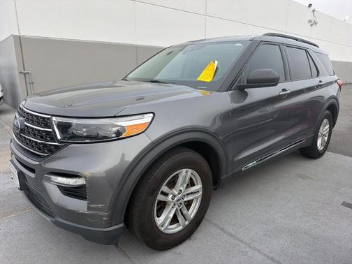 Gray Metallic 2021 Ford Explorer XLT