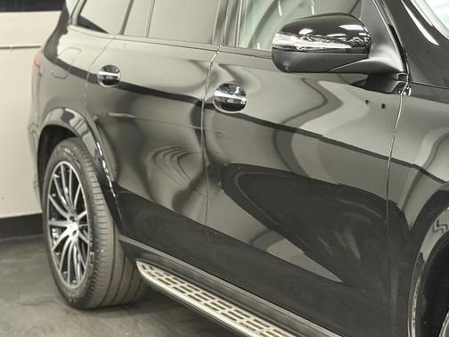 2026 Mercedes-Benz GLS 580 Base 4MATIC