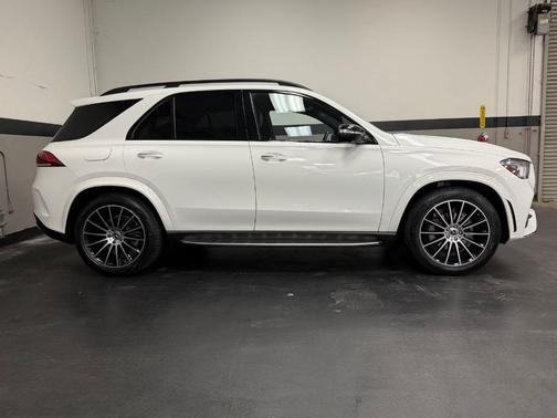 Polar White 2021 Mercedes-Benz GLE 350 Base