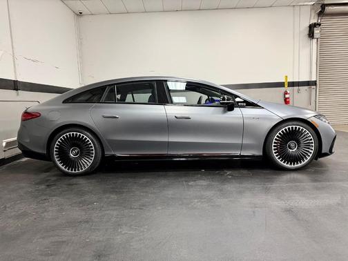 MANUFAKTUR SELENI 2023 Mercedes-Benz AMG EQS Base