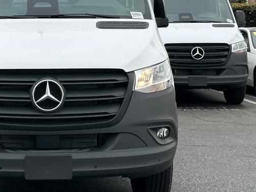 2025 Mercedes-Benz Sprinter 2500 170 WB High Roof Extended Cargo