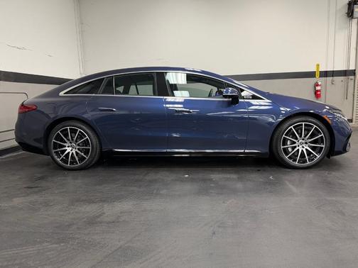 2023 Mercedes-Benz EQS 580 Base 4MATIC