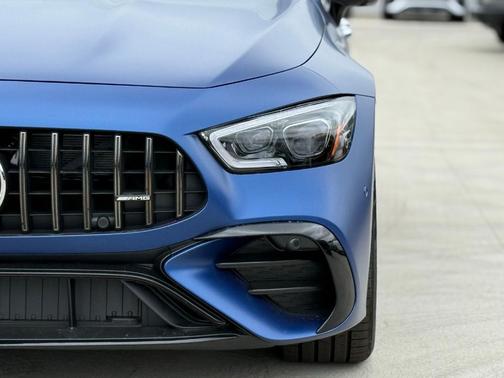 MAN STARLING BL 2026 Mercedes-Benz AMG GT 53 Base