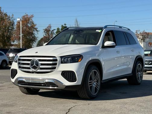 2026 Mercedes-Benz GLS 450 4MATIC