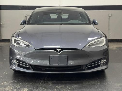 2017 Tesla Model S 75D