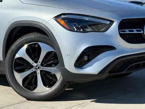 2026 Mercedes-Benz GLA 250 Base