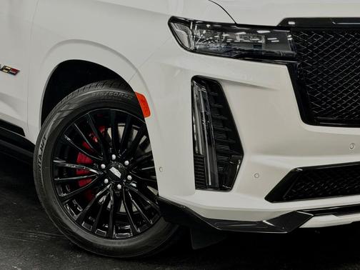 Crystal White 2023 Cadillac Escalade ESV V-Series