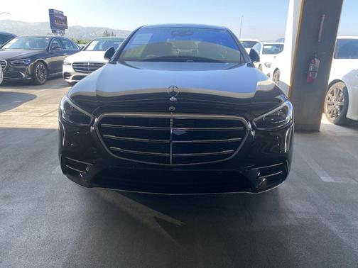 Obsidian Black Metallic 2024 Mercedes-Benz S-Class S 580 4MATIC