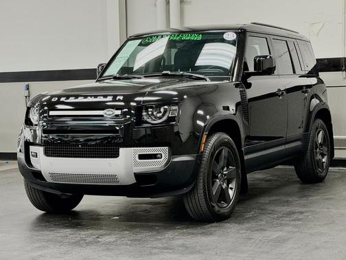 Santorini Black 2023 Land Rover Defender 110 SE