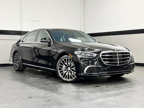 Obsidian Black 2025 Mercedes-Benz S-Class S 580 4MATIC