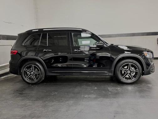 2023 Mercedes-Benz GLB 250 Base