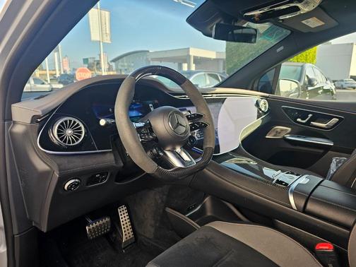 2024 Mercedes-Benz AMG EQE Base