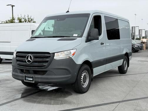 2024 Mercedes-Benz Sprinter 2500 144 WB