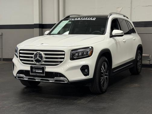 Polar White 2026 Mercedes-Benz GLB 250 Base