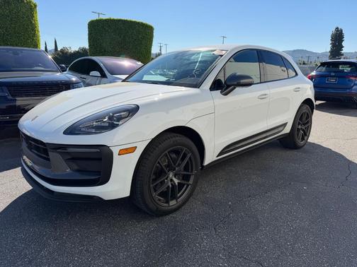 2023 Porsche Macan T