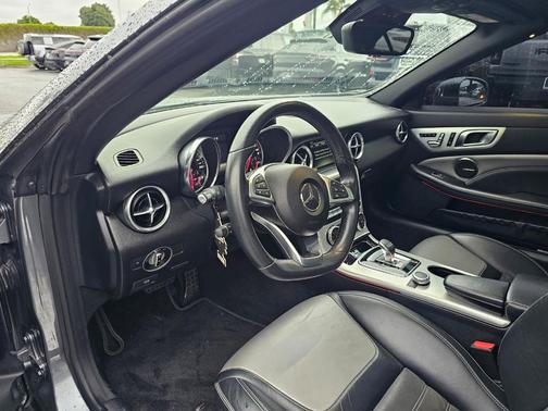 2020 Mercedes-Benz SLC 300 Base