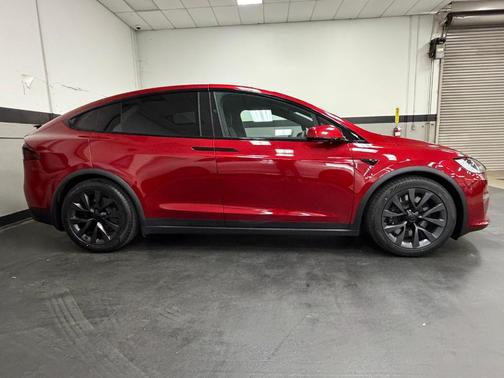 2023 Tesla Model X Standard Range