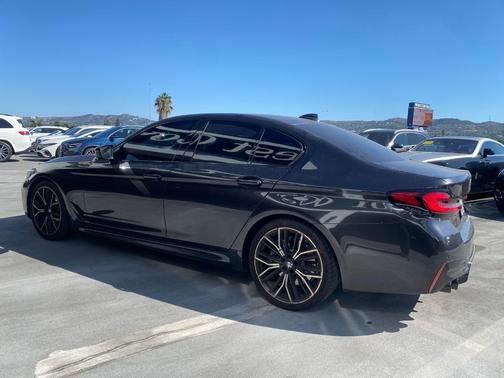 2021 BMW 540 i