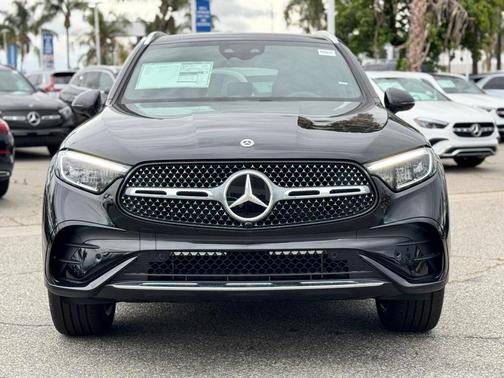 2025 Mercedes-Benz GLC 350e Base 4MATIC