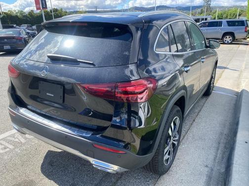 Midnight Black 2025 Mercedes-Benz GLA 250 Base
