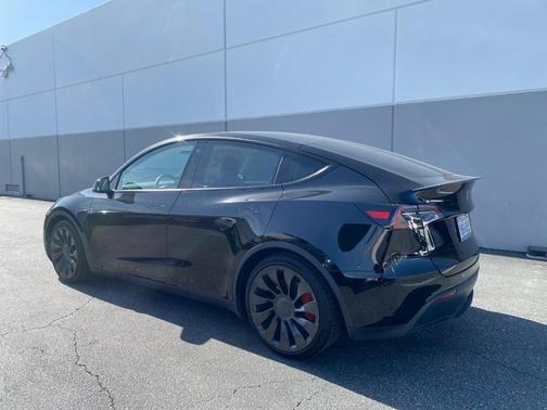 2022 Tesla Model Y Performance