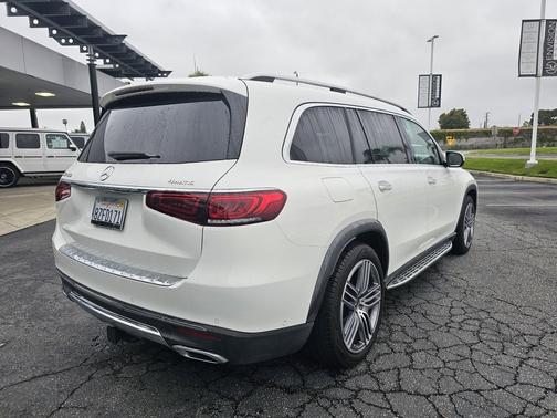 2022 Mercedes-Benz GLS 450 4MATIC