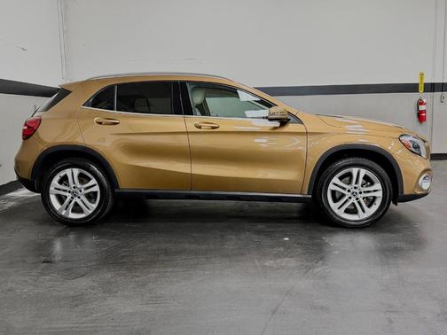 2018 Mercedes-Benz GLA 250 Base 4MATIC