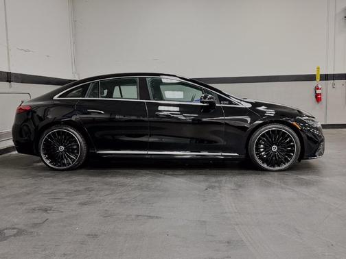 Black 2024 Mercedes-Benz EQE 350 Base 4MATIC